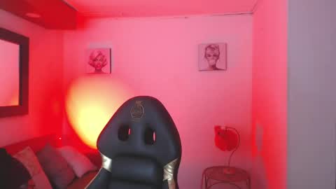 andy_eagleton_20 online show from 05/09/26, 03:01