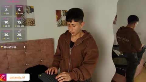 andy_justgame online show from 11/10/25, 03:38