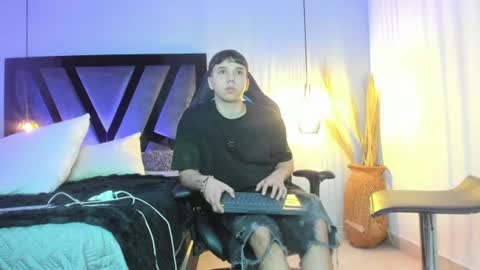 ANDY online show from 06/25/26, 02:22