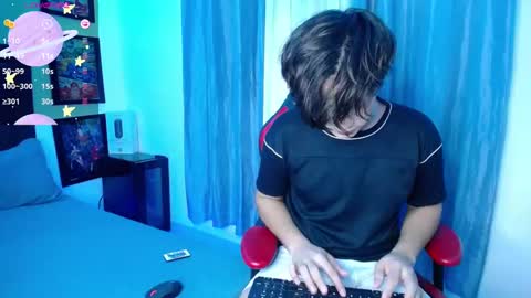 Snapshot of andyboy_19 chatting on 02/21/25, 12:05 andy online show from 02/21/25, 12:05