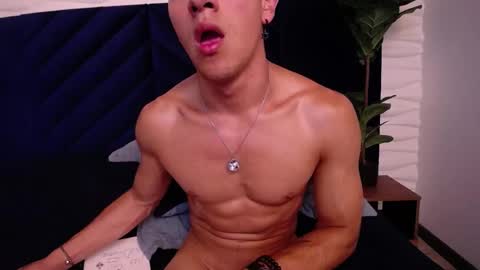 Snapshot of andyjoy_ chatting on 01/13/25, 02:42 Andy Joy online show from 01/13/25, 02:42