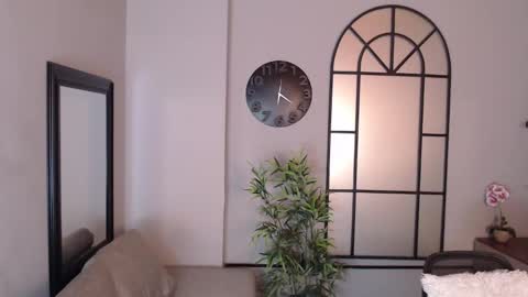 Snapshot of andyjoy_ chatting on 01/15/25, 11:21 Andy Joy online show from 01/15/25, 11:21