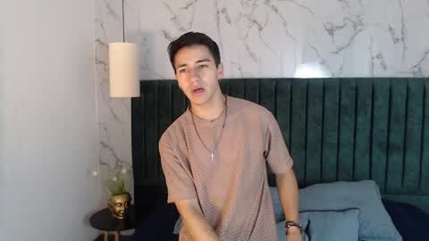 Snapshot of andyjoy_ chatting on 01/19/25, 11:45 Andy Joy online show from 01/19/25, 11:45