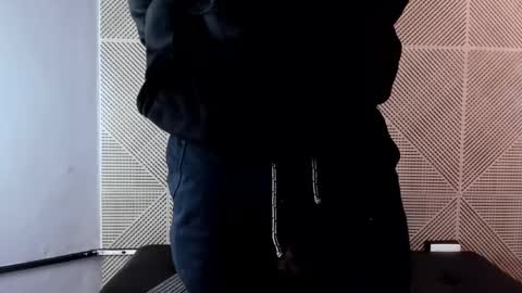 Snapshot of andyjoy_ chatting on 01/20/25, 11:56 Andy Joy online show from 01/20/25, 11:56