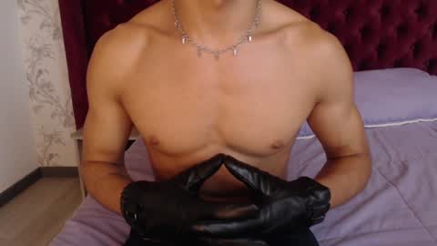 Snapshot of andyjoy_ chatting on 01/22/25, 05:28 Andy Joy online show from 01/22/25, 05:28