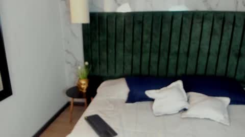 Snapshot of andyjoy_ chatting on 02/06/25, 11:43 Andy Joy online show from 02/06/25, 11:43