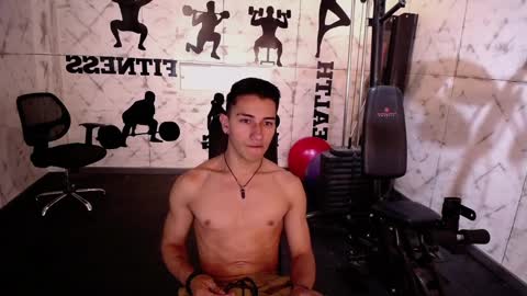 Snapshot of andyjoy_ chatting on 02/07/25, 10:50 Andy Joy online show from 02/07/25, 10:50