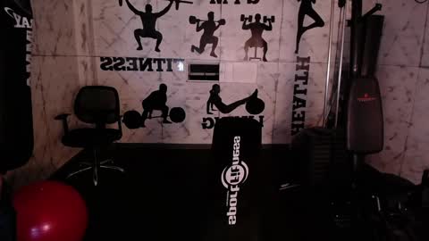 Snapshot of andyjoy_ chatting on 02/08/25, 10:50 Andy Joy online show from 02/08/25, 10:50