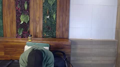 Snapshot of andyjoy_ chatting on 09/12/25, 11:21 Andy Joy online show from 09/12/25, 11:21