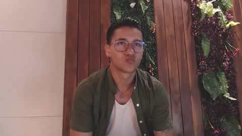 Snapshot of andyjoy_ chatting on 09/30/25, 10:53 Andy Joy online show from 09/30/25, 10:53