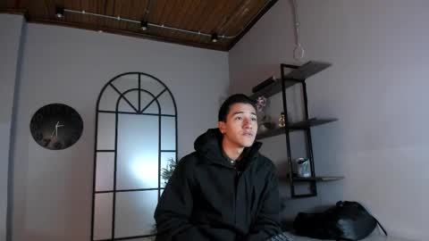 Snapshot of andyjoy_ chatting on 11/21/25, 11:42 Andy Joy online show from 11/21/25, 11:42