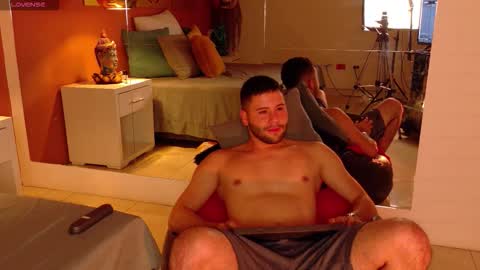 Snapshot of andyknoxx chatting on 01/14/26, 04:07 Andy online show from 01/14/26, 04:07