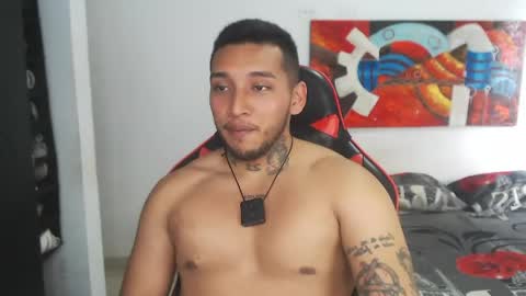 Snapshot of andymanfit chatting on 04/28/26, 02:55 Andrs online show from 04/28/26, 02:55
