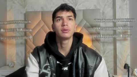 Snapshot of andypalmer_ chatting on 01/04/25, 11:54 andy palmer online show from 01/04/25, 11:54