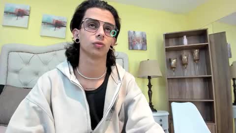 andyxibrat online show from 12/21/25, 12:45