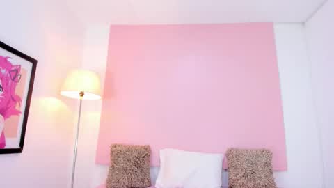 Snapshot of andyylove_jk chatting on 12/22/25, 12:24 Andy online show from 12/22/25, 12:24