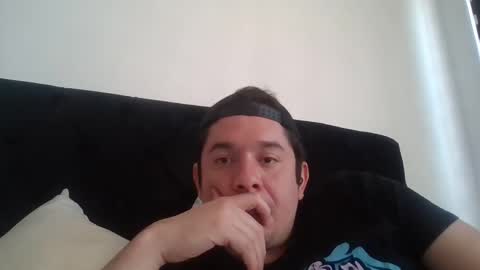 Snapshot of andyzeta10 chatting on 12/16/24, 01:54 andyzeta10 online show from 12/16/24, 01:54