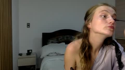 Snapshot of andyzuzka chatting on 10/29/25, 11:17 andyzuzka online show from 10/29/25, 11:17