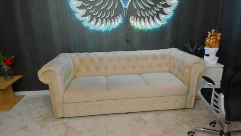 Snapshot of anemariejolie chatting on 12/26/24, 11:03 Anne online show from 12/26/24, 11:03