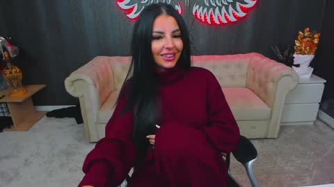 Snapshot of anemariejolie chatting on 02/08/25, 02:27 Anne online show from 02/08/25, 02:27