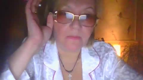 Snapshot of anessa7321 chatting on 03/25/26, 06:36 Alinessa online show from 03/25/26, 06:36
