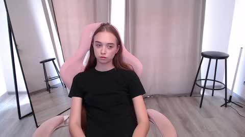 Snapshot of anfisa_leonova chatting on 05/21/26, 09:49 Anfisa online show from 05/21/26, 09:49