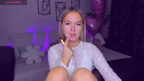 Snapshot of anfisalorns chatting on 09/16/25, 04:41 Anfisa online show from 09/16/25, 04:41