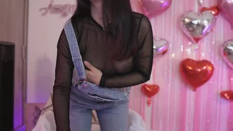 Snapshot of angeeel_ chatting on 02/16/26, 03:24 Angel online show from 02/16/26, 03:24