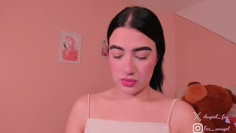 Angel  online show from 09/25/25, 03:54