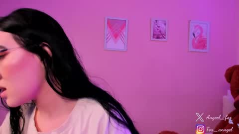 Snapshot of angeel_fox chatting on 03/26/26, 03:12 Angel online show from 03/26/26, 03:12