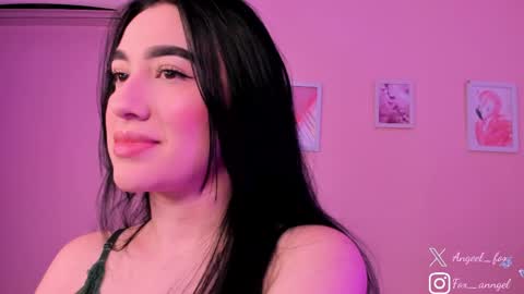Snapshot of angeel_fox chatting on 04/12/26, 04:45 Angel online show from 04/12/26, 04:45