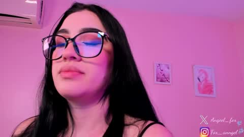 Snapshot of angeel_fox chatting on 04/22/26, 06:27 Angel online show from 04/22/26, 06:27