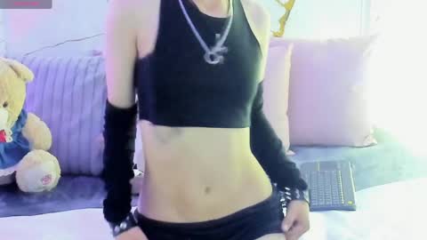 Snapshot of angeel_tay chatting on 06/08/26, 07:14 angeel_tay online show from 06/08/26, 07:14