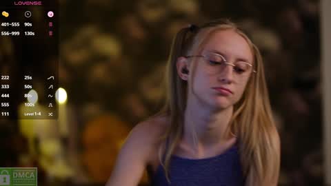 Snapshot of angeellina chatting on 12/11/24, 08:39 angeellina online show from 12/11/24, 08:39