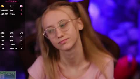 Snapshot of angeellina chatting on 01/16/25, 10:34 angeellina online show from 01/16/25, 10:34