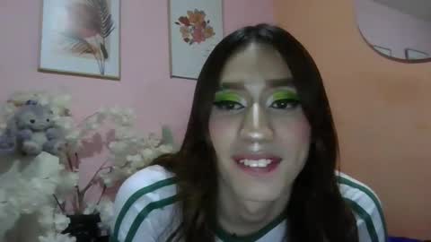 Snapshot of angel_____1 chatting on 12/03/25, 07:49 angel_____1 online show from 12/03/25, 07:49