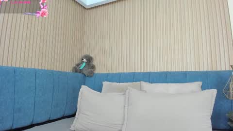 angel__ponce online show from 06/18/26, 07:07