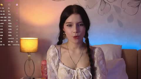 Snapshot of angel__rossee chatting on 04/18/26, 07:58 Rose 18 New here online show from 04/18/26, 07:58