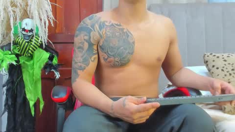 Angel online show from 10/25/25, 03:14