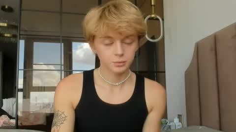 angel_andreww online show from 04/27/26, 10:46