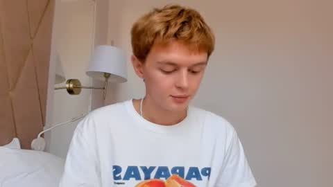 angel_andreww online show from 07/07/26, 12:09