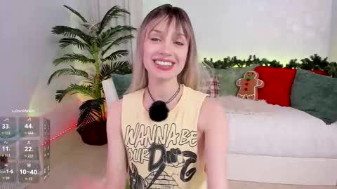 Claire - be back soon online show from 12/04/25, 08:28