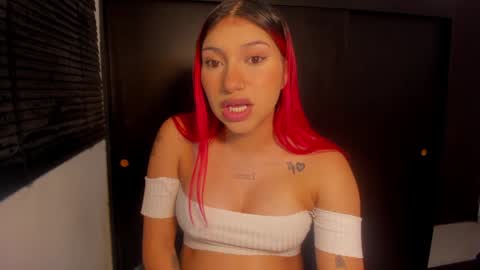 Snapshot of angel_copper chatting on 12/12/24, 11:58 Angie indepent model online show from 12/12/24, 11:58