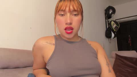 Snapshot of angel_copper chatting on 04/28/26, 04:23 Angie indepent model online show from 04/28/26, 04:23