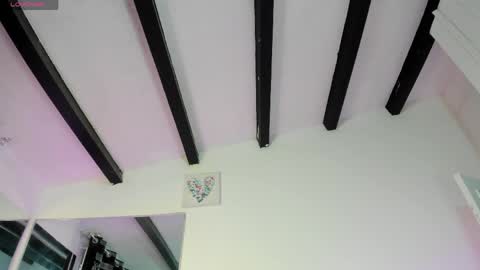 Snapshot of angel_cuervo chatting on 05/21/26, 12:01 Angel Cuervo online show from 05/21/26, 12:01