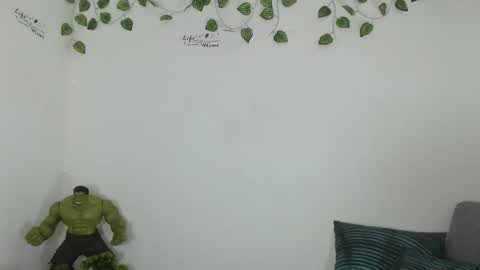 Angel Curl online show from 11/21/25, 09:35