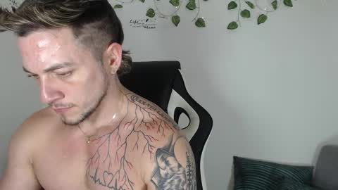 Angel Curl online show from 11/27/25, 09:28