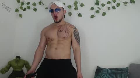 Snapshot of angel_curl chatting on 01/09/26, 07:04 Angel Curl online show from 01/09/26, 07:04