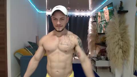 Angel Curl online show from 05/07/26, 02:22