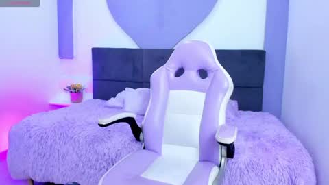 Snapshot of angel_cute2 chatting on 06/28/26, 02:12 Angelica online show from 06/28/26, 02:12